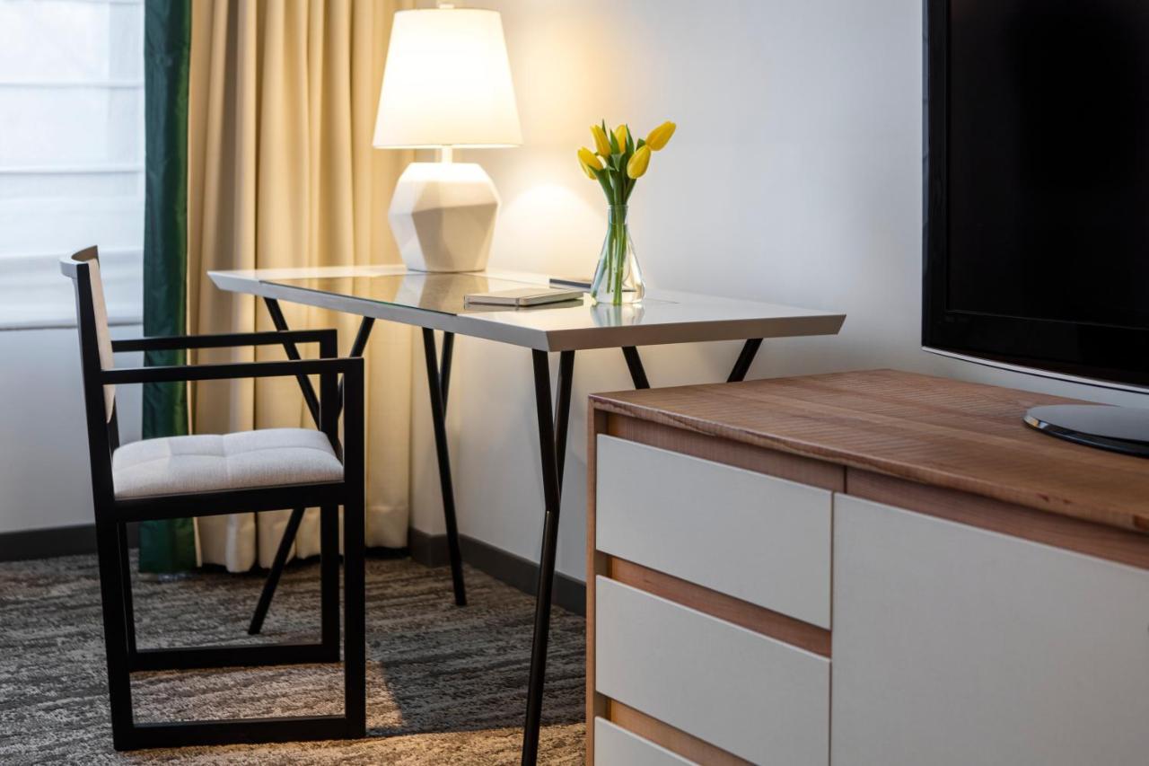 Glover Park Georgetown Hotel